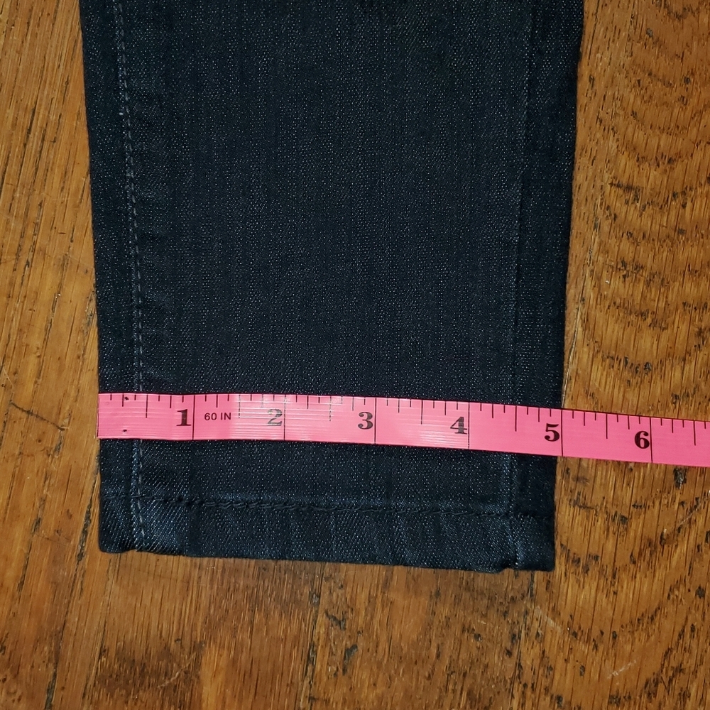 Levi's Dark Wash Skinny Jeans - Picture 10 of 11